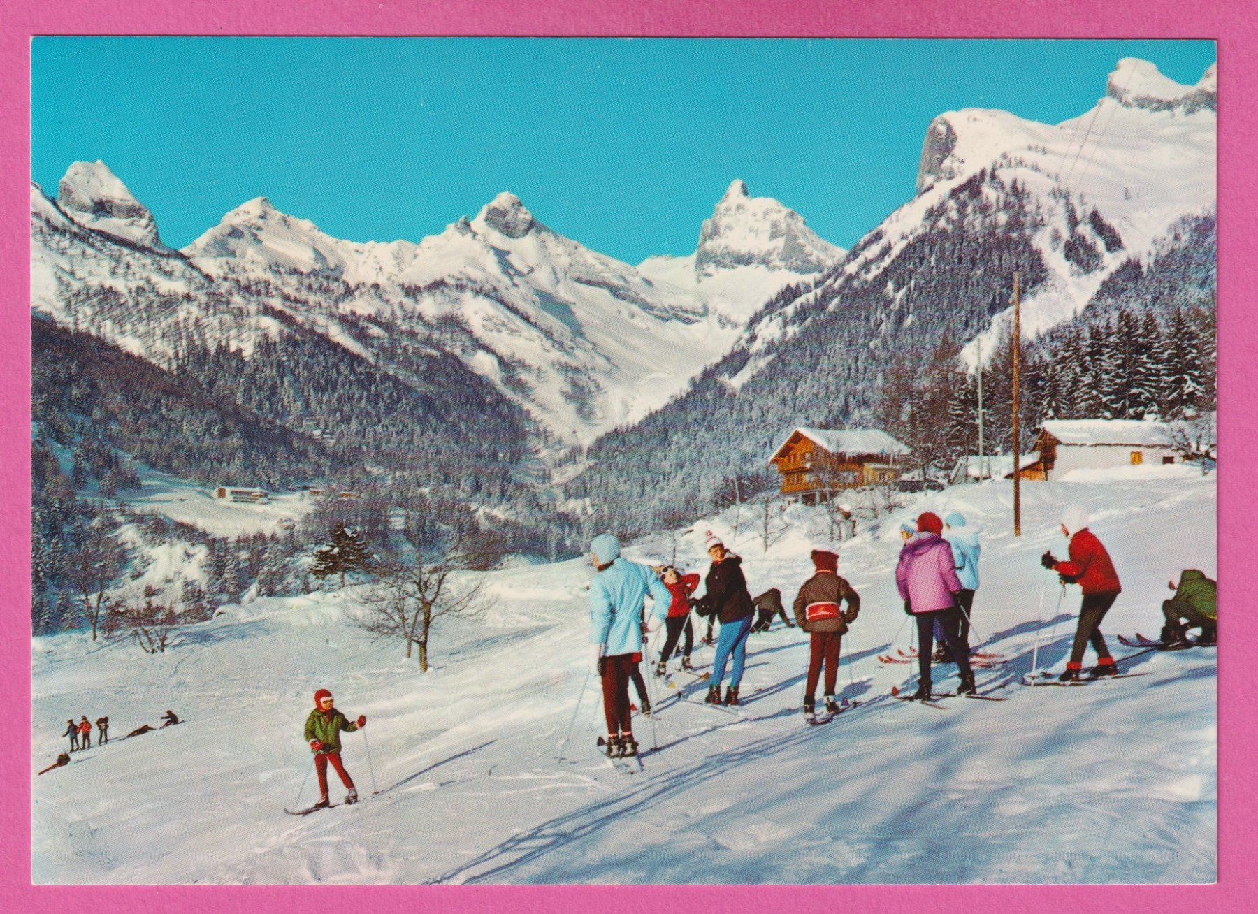 Cartoline postali: Station d'Ovronnaz Wallis belebt – Usato da Einsiedeln venduto da dillie