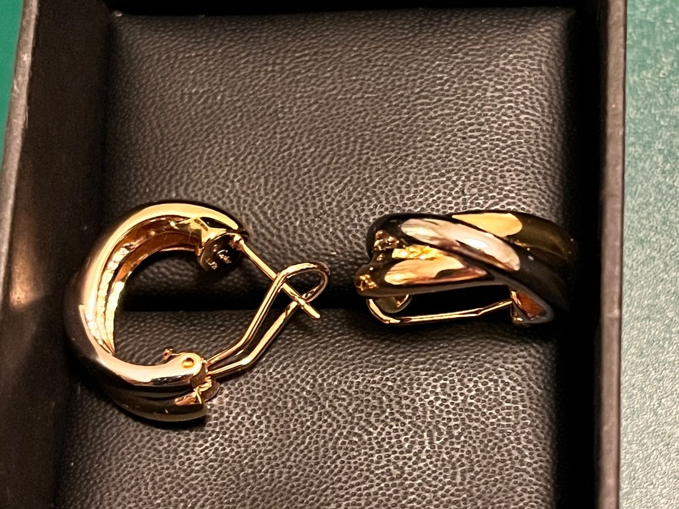 Orecchini pendenti & Orecchini a lobo: Boucles d'oreilles – Nuovo (secondo la descrizione) da Genève venduto da eli_f6dr 1