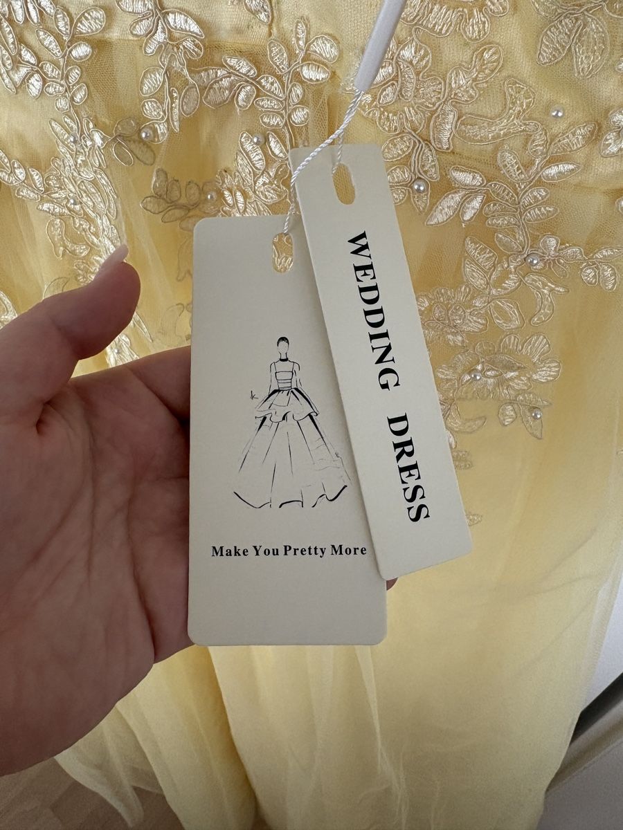 Kleider: Gelbes, festliches Abendkleid – Neu (gemäss Beschreibung) aus Seengen von jas_r772 3