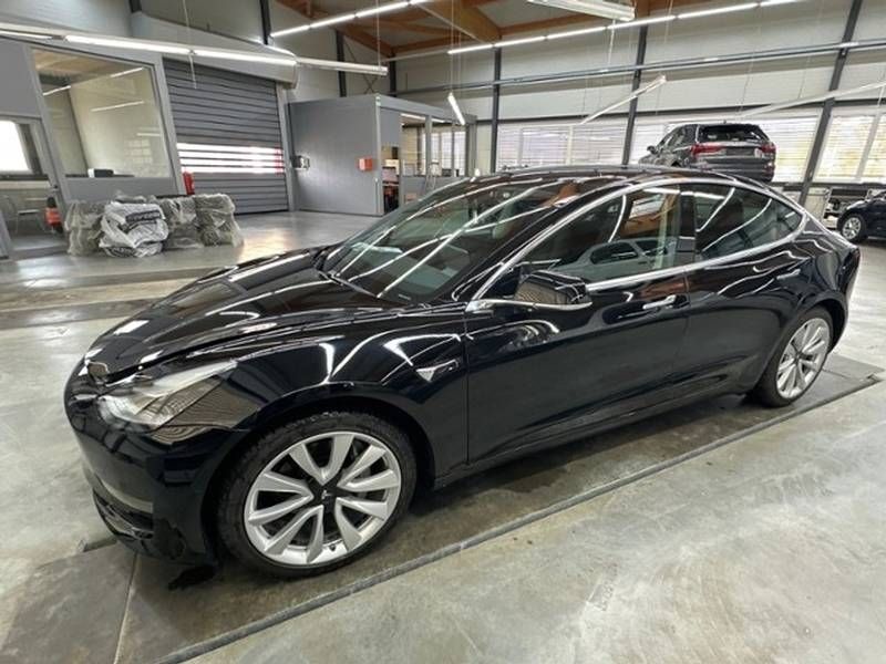 Tesla Auto Kaufen