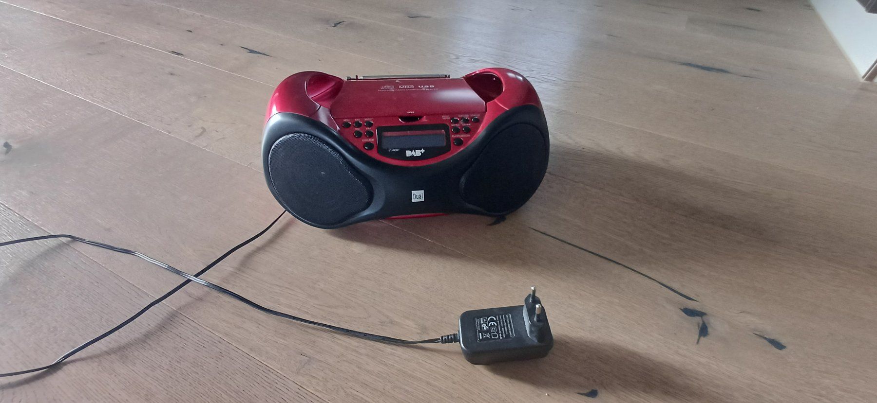 Radios: DAB+ Radio CD-Spieler Rot – Gebraucht aus Wahlendorf von Irba