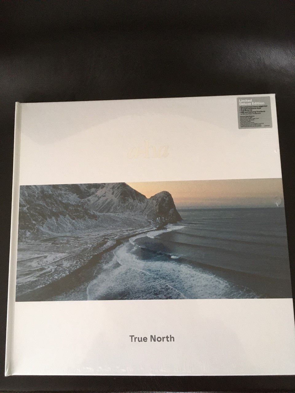 Dischi in vinile: A-ha True North (Limited Deluxe Edition) – Nuovo e nell'imballaggio originale da Wädenswil venduto da csavgut
