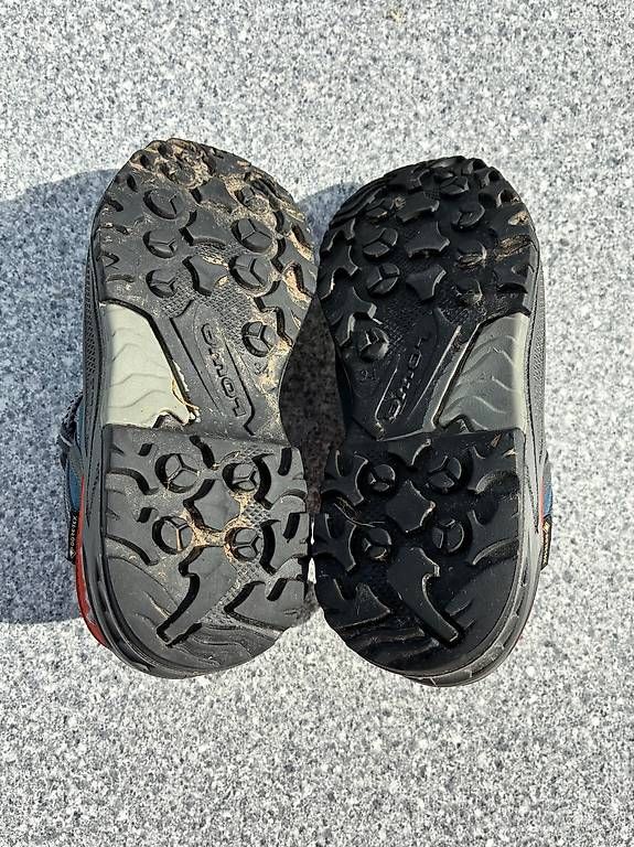 Lowa Scarpe per ragazzi: Goretex Lowa Trekkingschuhe Gr. 34 – Usato da St. Pelagiberg venduto da Yellow73 3
