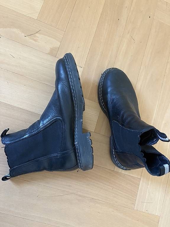 Scarpe da donna: Lederschuhe – Usato da Zürich venduto da mic_g5m9