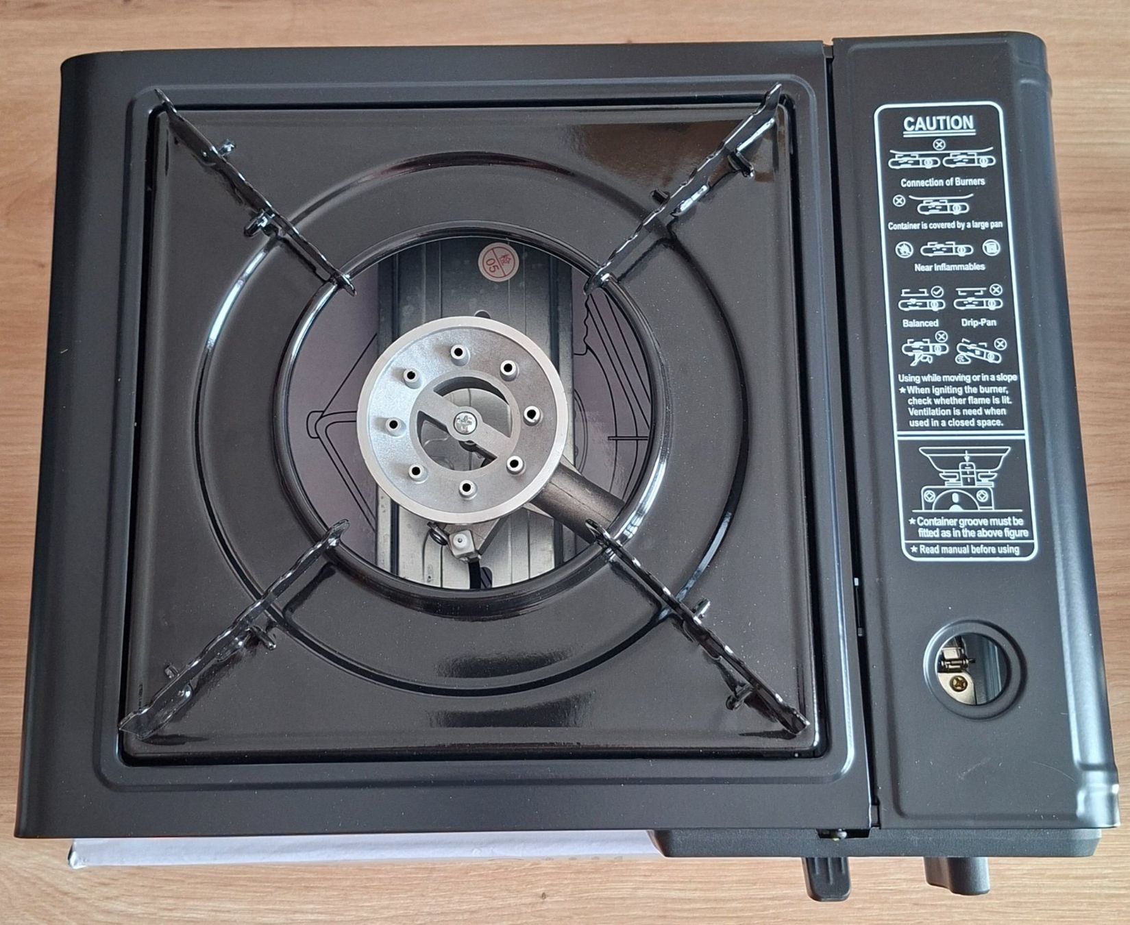 Cuisinières: Tragbarer Gaskartuschenkocher mit 4 Gaskartuschen – Neuf avec emballage d'origine à Dagmersellen par Franky1976 2