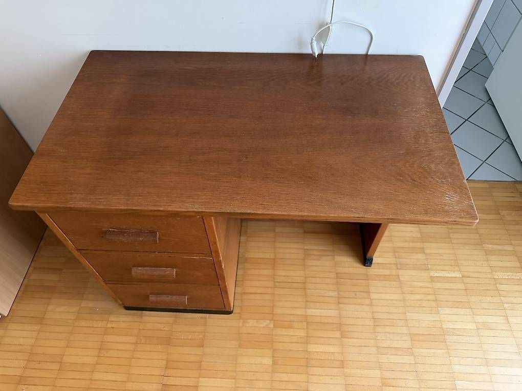 Scrivanie: Holz Schreibtisch – Usato da Thal venduto da adr_2m22 1
