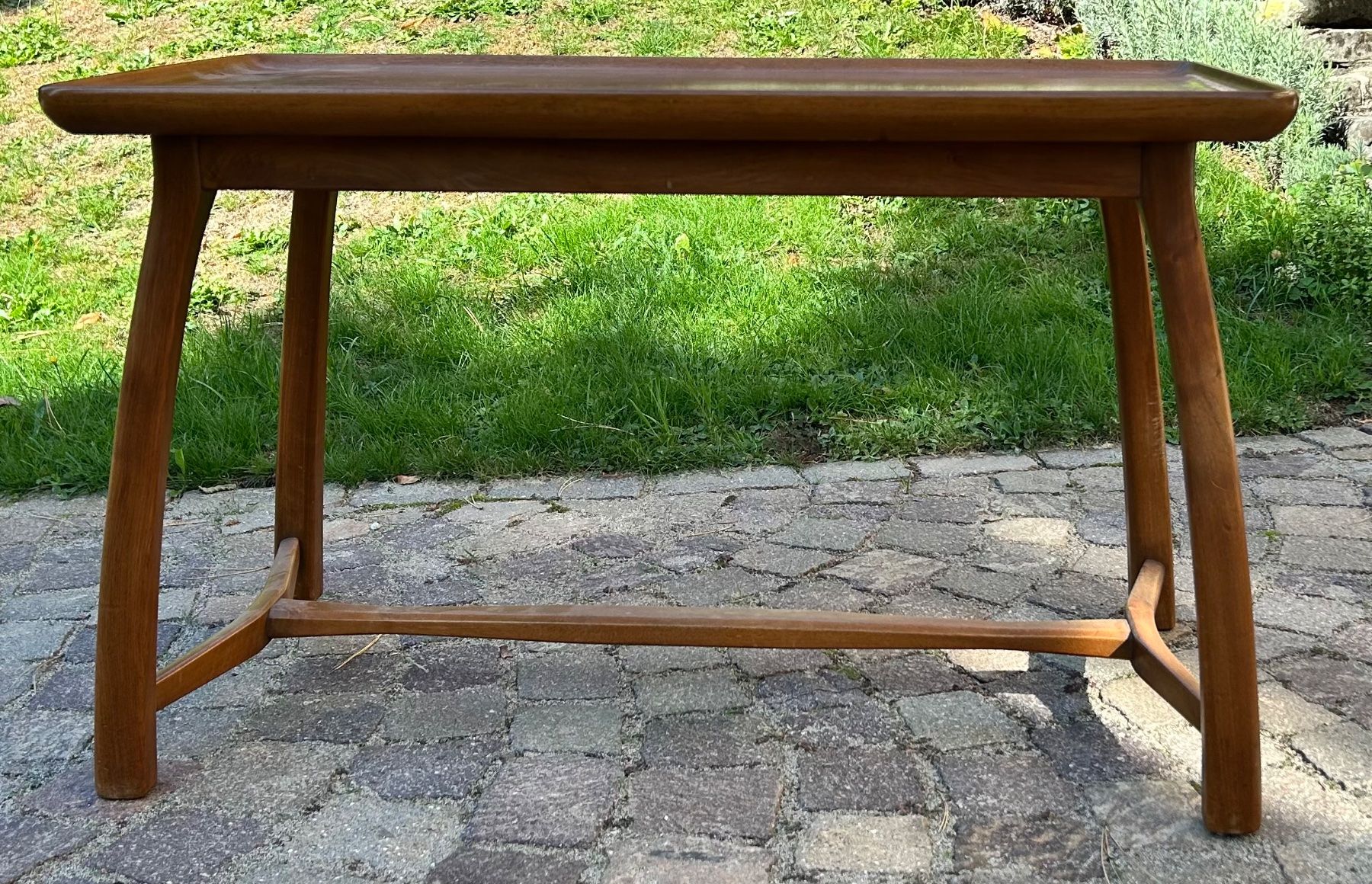 Tische: Couch- oder Beistelltisch mid-century modern – Gebraucht aus Lichtensteig von VonSteinegg
