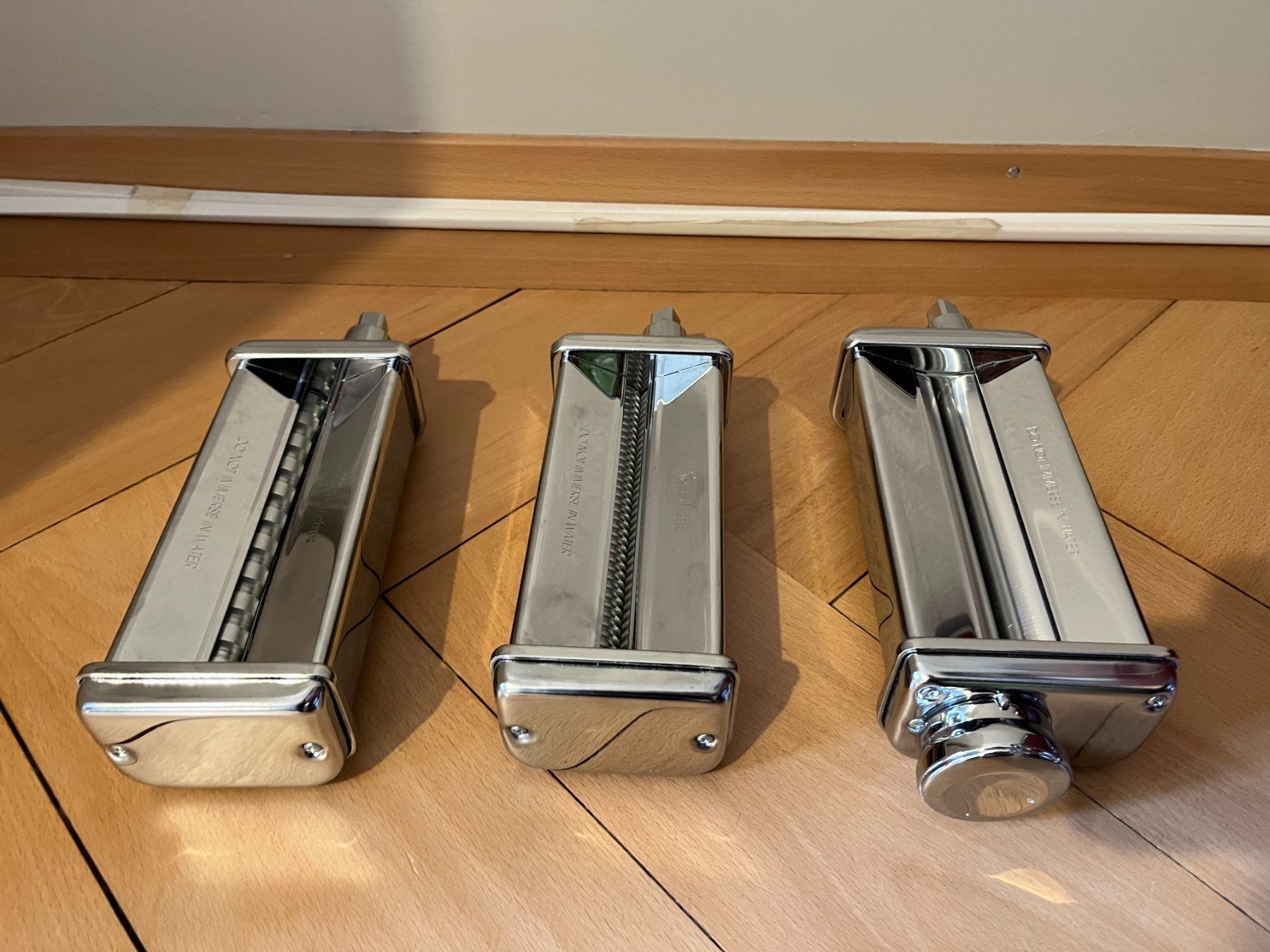 Kitchenaid Elettrodomestici da cucina: KitchenAid Pastaaufsatz, Nudelblattroller, Schneider – Usato da Zürich venduto da _Uepa 1