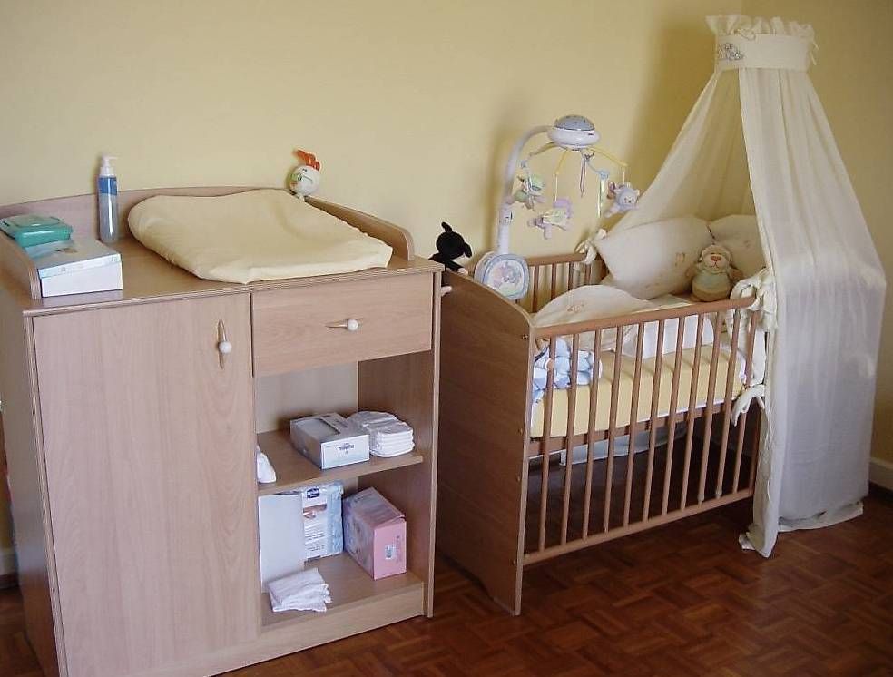 Letti: Chambre bébé/enfant bas âge complète couleur hêtre – Usato da Poliez-le-Grand venduto da Mims82