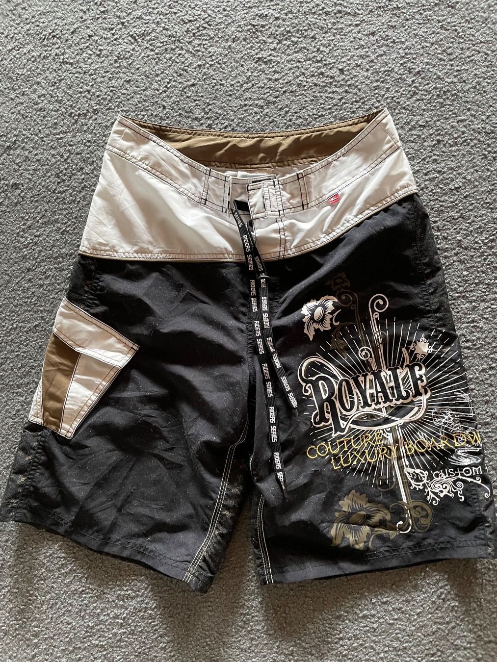 Pantaloni: Shorts kurze Hose Boardshorts Badehose – Usato da Esslingen venduto da Zeppi1