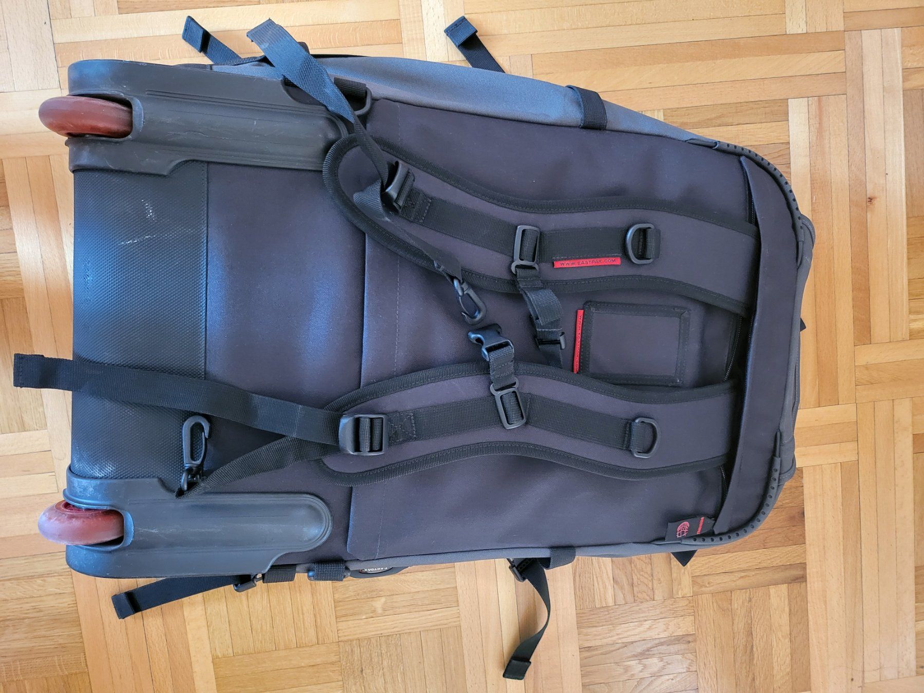 Eastpak Rucksäcke: Eastpak Taskmaster L backpack – Gebraucht aus Geneve von  3