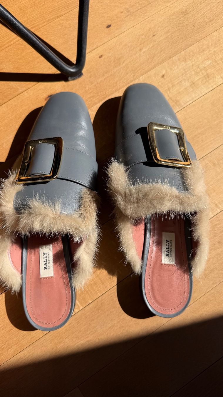 Bally Scarpe da donna: Coole und elegante Slipper von Bally – Usato da Schaffhausen venduto da _queen_c