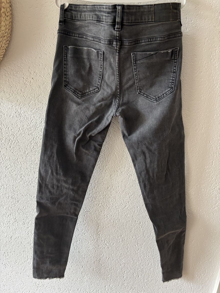 Zara Jeans: Jeans Hose Zara Gr 34 – Usato da Boniswil venduto da Biancaneve91 4