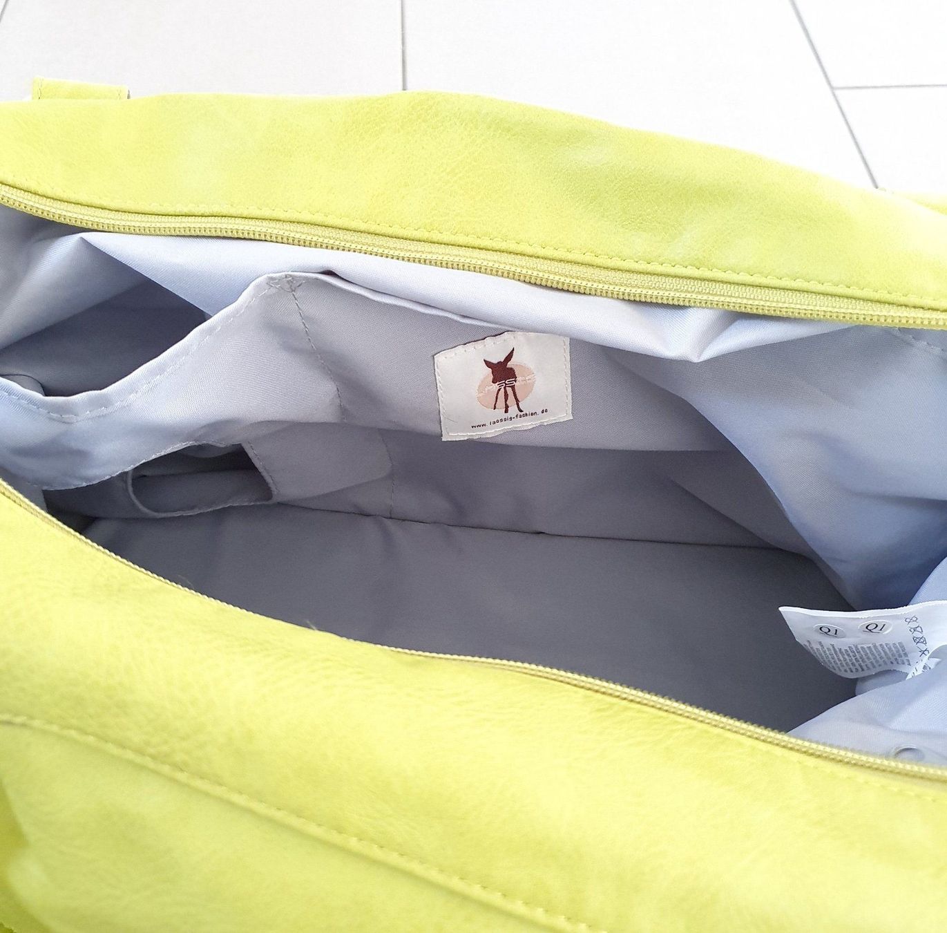 Lässig Kindertaschen: Lässig Wickeltasche hellgrün Kunstleder – Neu (gemäss Beschreibung) aus Untersiggenthal von Eulea 6