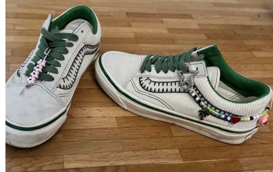 Vans Scarpe da donna: Vans Sneaker Gr.38 1/2 Special Edition (w) – Usato da St. Gallen venduto da heartbug 7