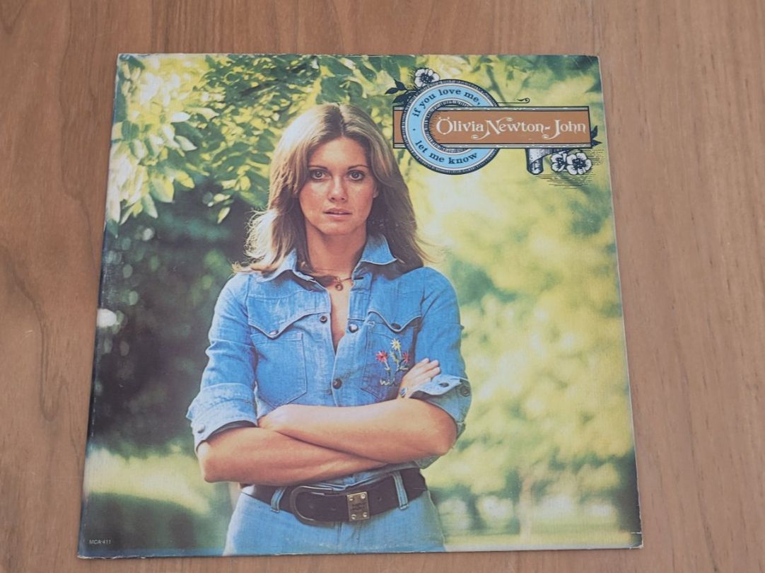 Vinyles: LP Olivia Newton John – D'occasion à Martigny par MZ-67