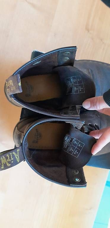 Scarpe da uomo: Dr. Martens 41 unisex – Usato da Basel venduto da amm_dsh2 2