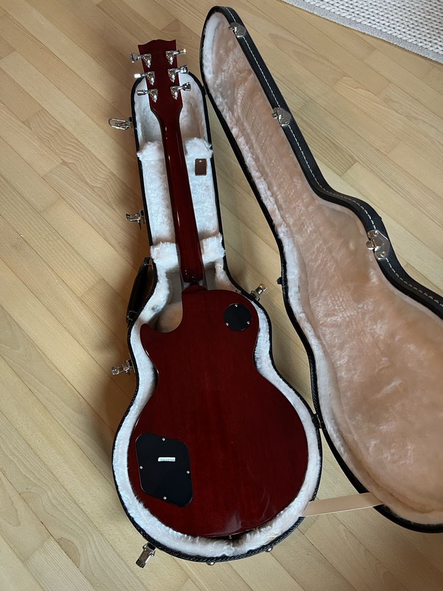 Gibson Strumenti musicali: Gibson Les Paul E-Gitarre Tribute T wine red – Nuovo (secondo la descrizione) da St.Gallen venduto da A9000 2