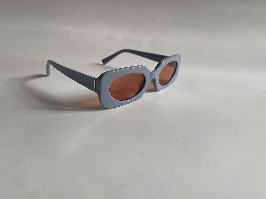 Brillen & Gläser: Sonnenbrille lila – Neu (gemäss Beschreibung) aus Basel von helger