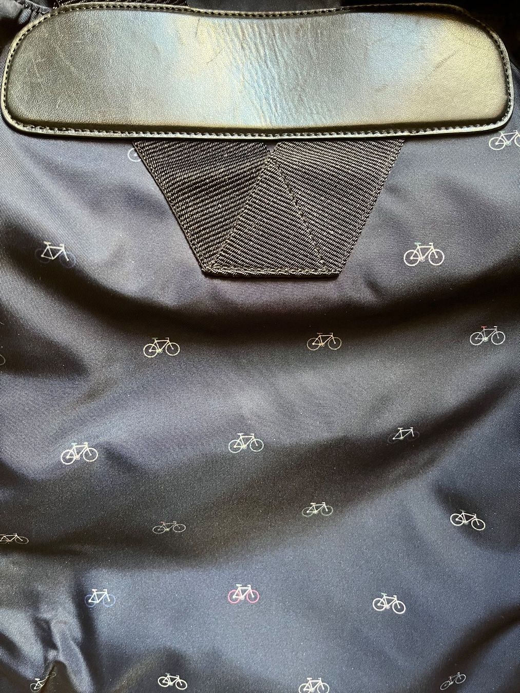 Zaini: PAUL SMITH : sac à dos – Usato da LAUSANNE venduto da PUMPERNICKEL3 4