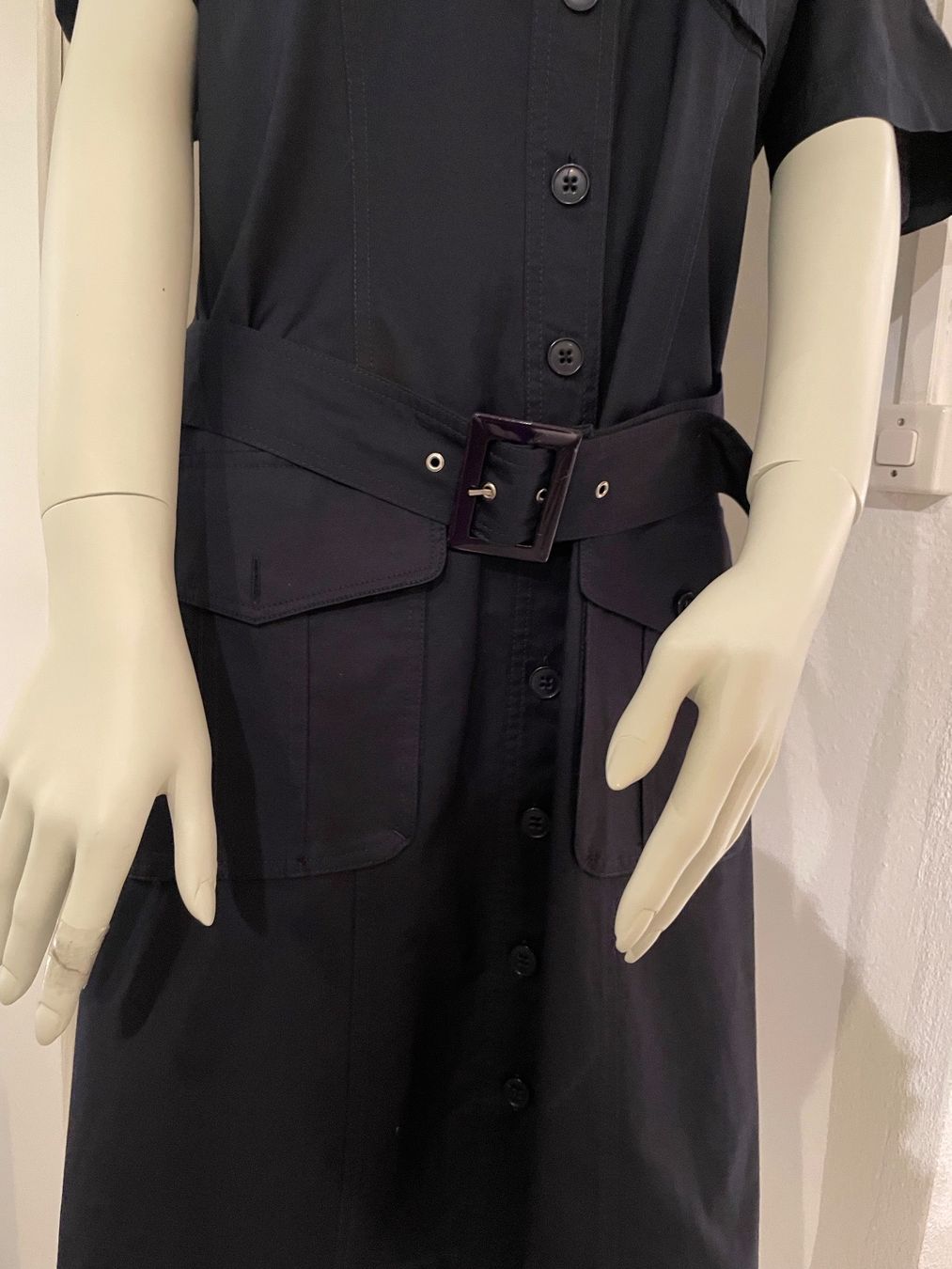 Kleider: Robe habillée bleu foncé 40 – Neu (gemäss Beschreibung) aus Genève von flocon06 1
