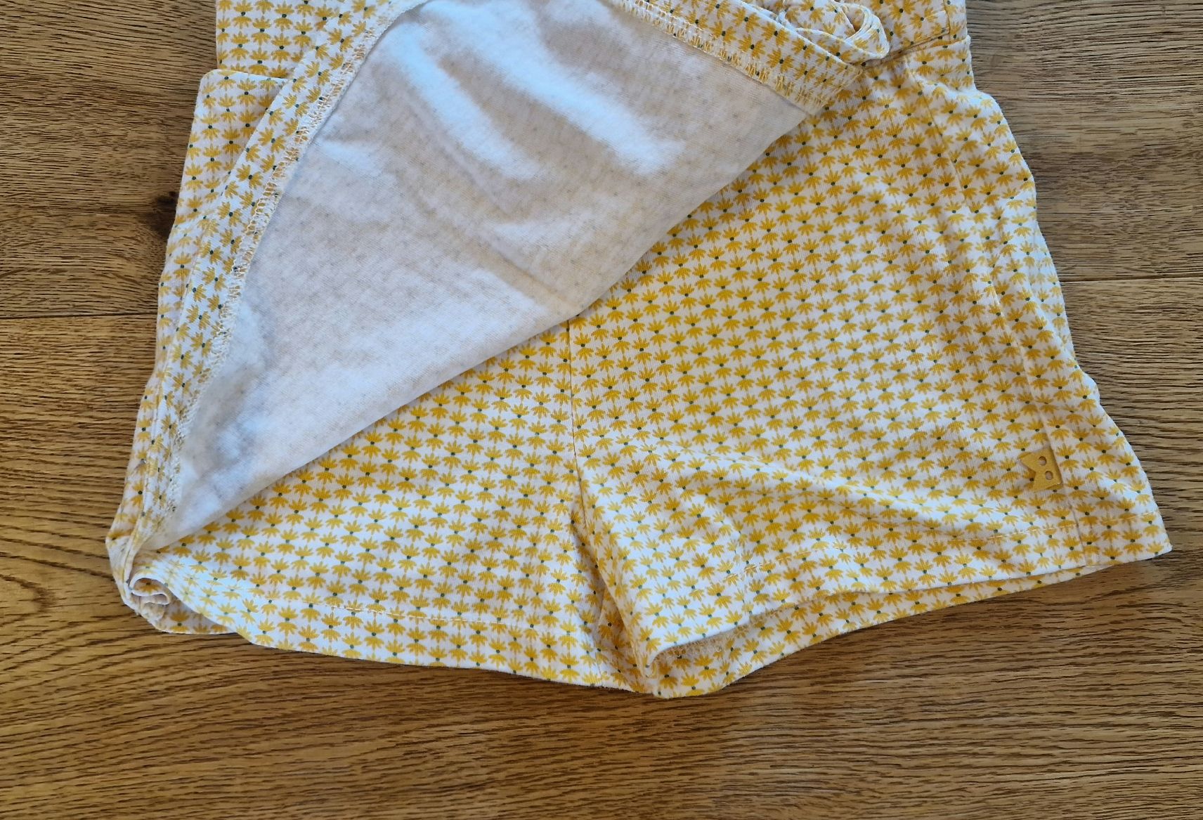 H&M Kleiderpakete & -sets: Sommer Mädchen set 98/104 – Gebraucht aus Emmenbrücke von Nadmorebiti 4