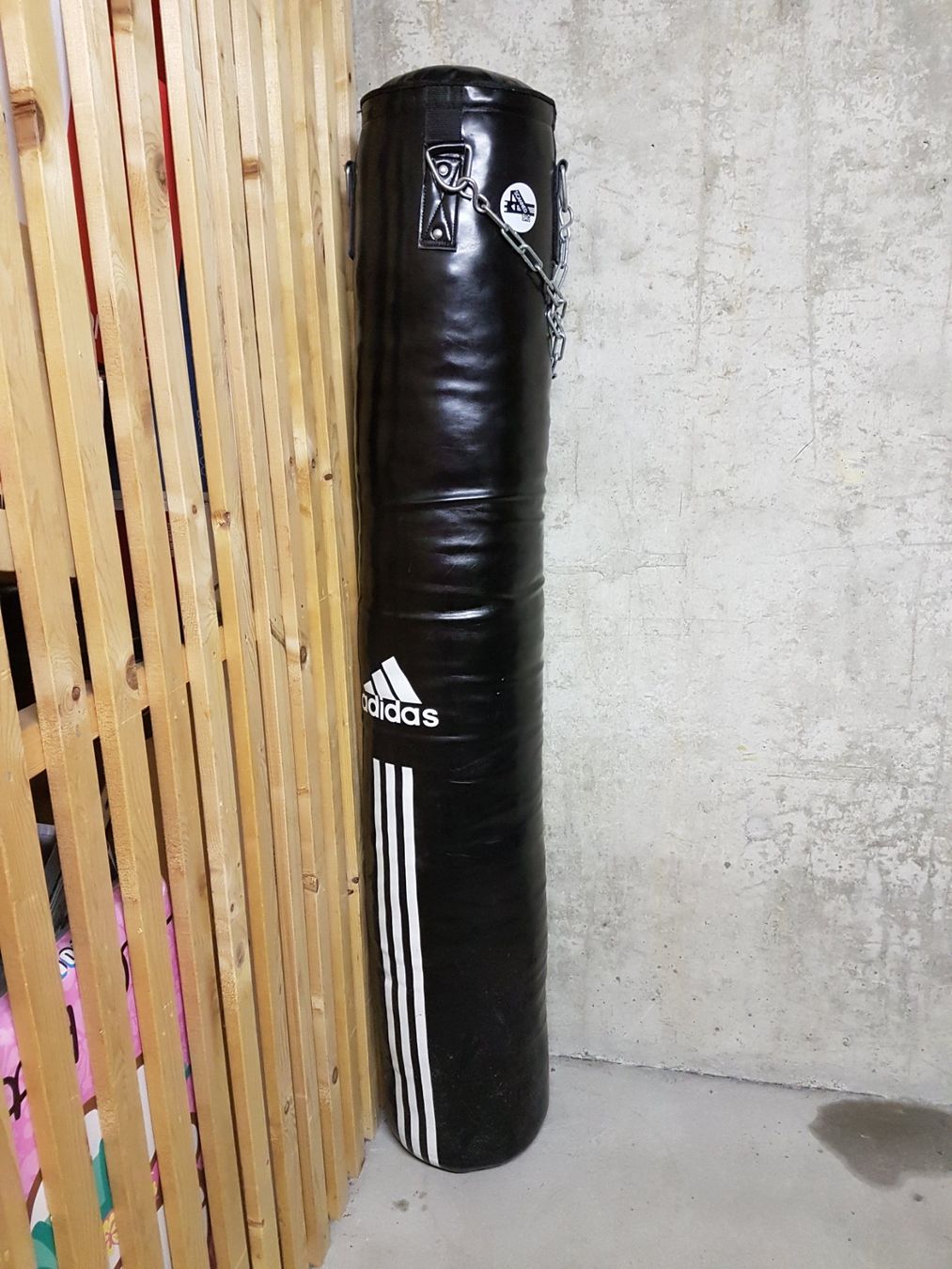 Sacchi da boxe: Boxsack von Adidas – Usato da kölliken venduto da TerryCash