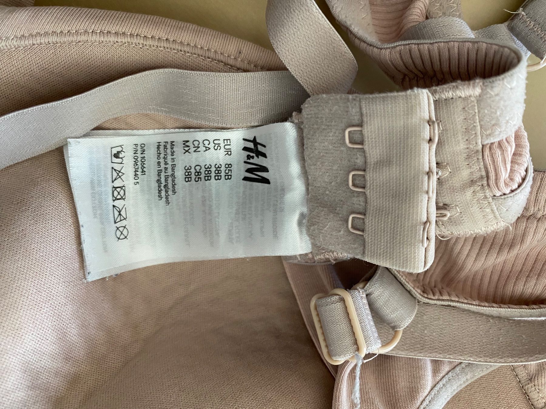 H&M Altra biancheria intima: H&M Still BH 85B selten gebraucht – Usato da Einsiedeln venduto da PaedeK84 3
