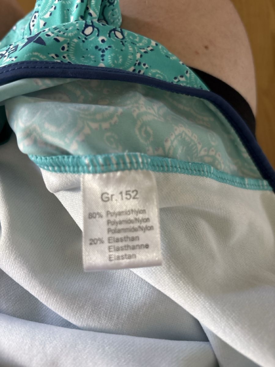 Costumi da bagno & Bikini: Badeanzug Grösse 152 – Usato da Rünenberg venduto da ZwergLi100 2