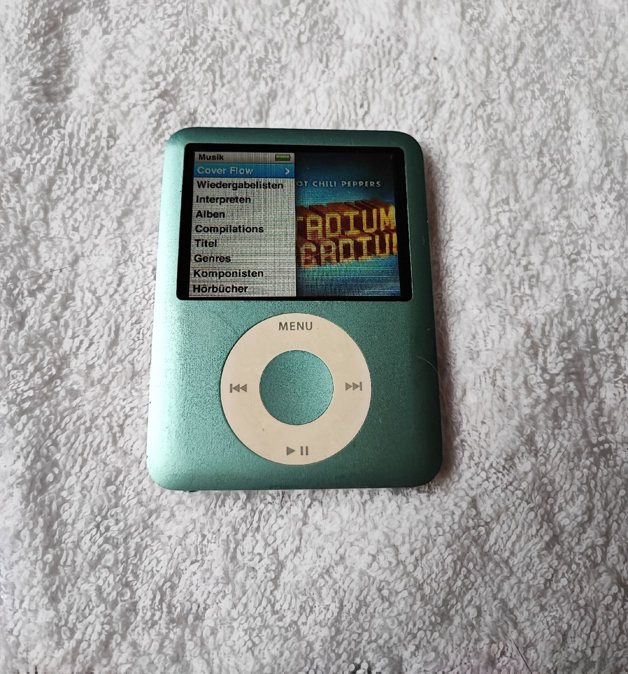Apple Lecteur media portable: Apple iPod Nano 3rd Gen 8GB  – D'occasion à Zollikofen par zar_j67f 5
