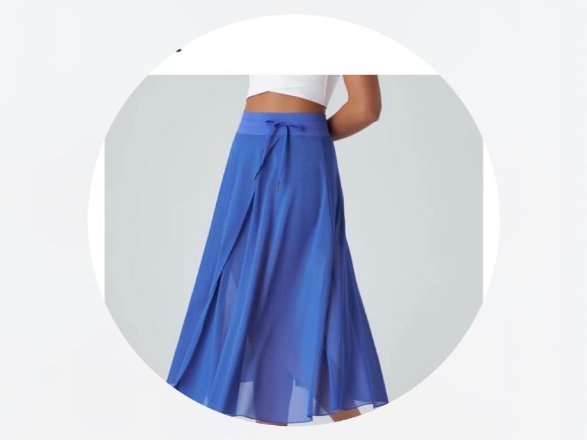 Halara Gonne: Jupe Halara bleue taille S neuve avec étiquette – Nuovo e nell'imballaggio originale da Bôle venduto da sev_n85b 2