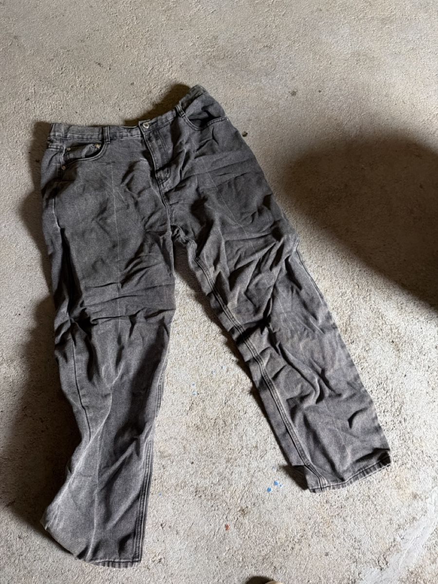 Jeans: JEANS FIN taille 38 – Usato da Yverdon-les-Bains venduto da joh_2h77