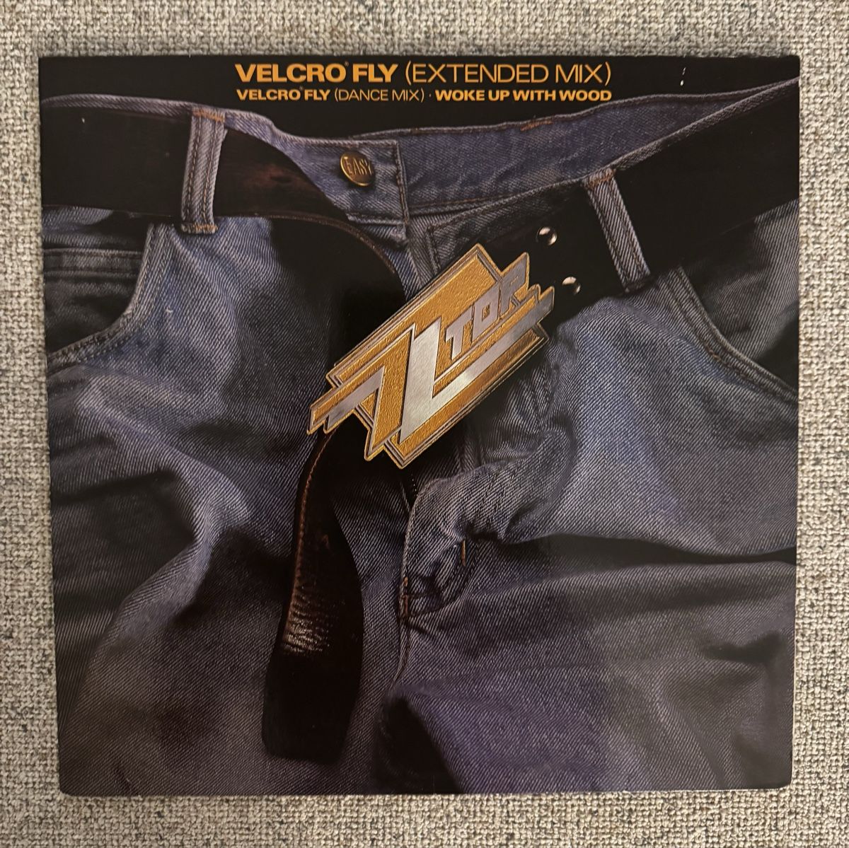 Dischi in vinile: ZZ Top - Velcro Fly - 12" Maxi - 80s – Usato da Rorbas venduto da BlackstarRecords