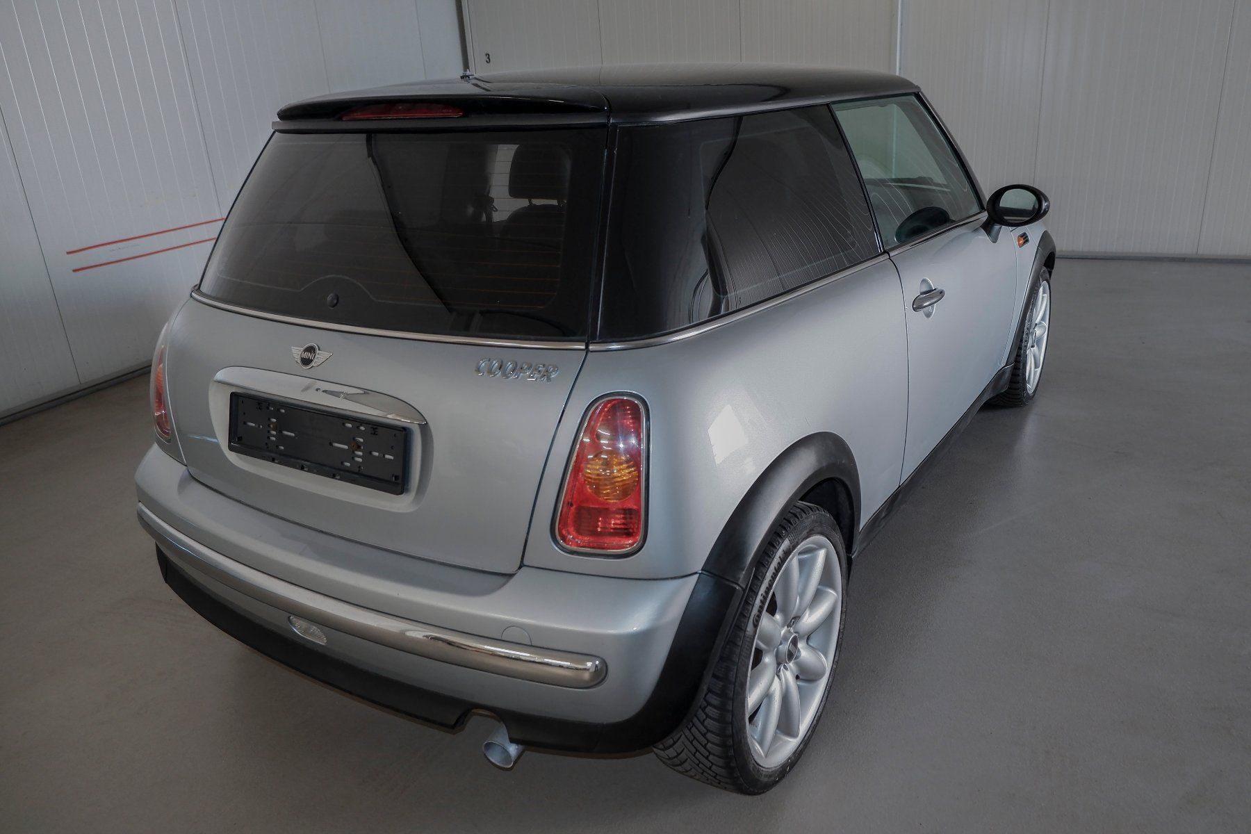 Mini Automobili: Schnäppchen, Mini Cooper, silber/schwarz 1.6 Liter, ab Platz – Usato da Sommeri venduto da Toms_Fairplayservice 5