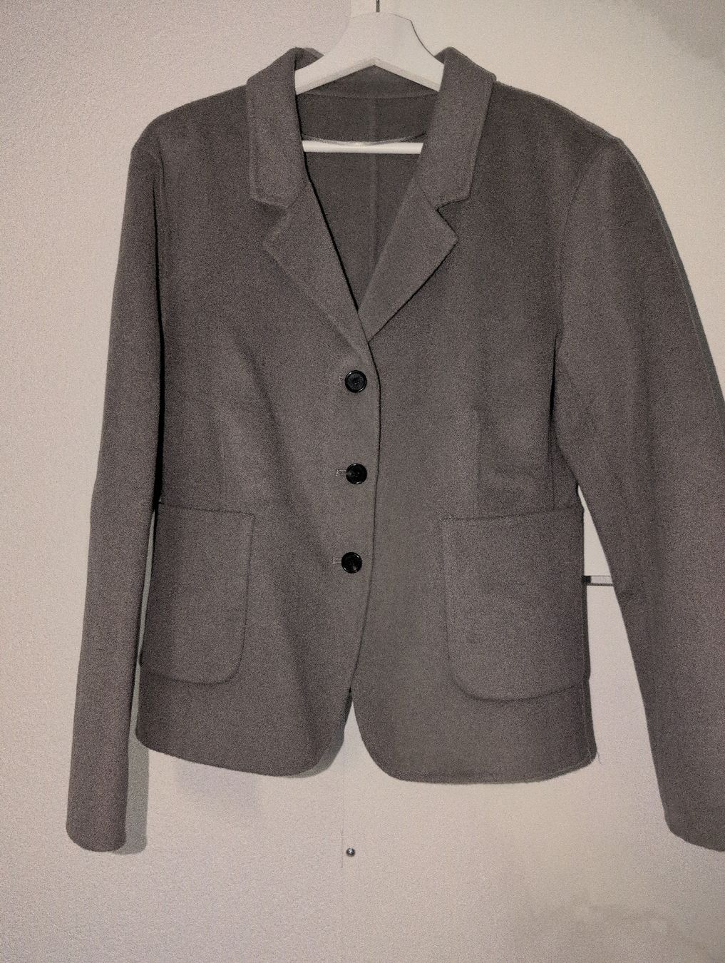 Zara Giacche: Veste ZARA xxl grise – Nuovo (secondo la descrizione) da Bassersdorf venduto da pca_cz6q