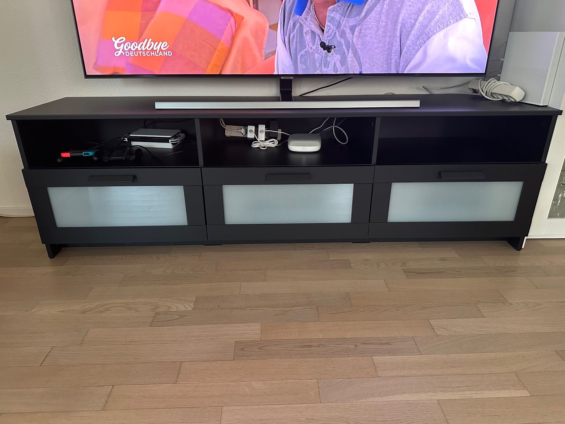 Ikea Mobili TV: Fernsehmöbel TV-Möbel IKEA BRIMNES schwarz – Nuovo (secondo la descrizione) da Turbenthal venduto da Siemis_777