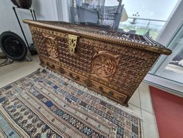 Sansibar Truhe Massivholz Handgeschnitzt