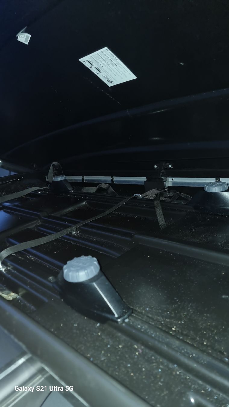 Thule Box da tetto: Dachbox mieten Thule Carbon – Usato da Erschwil venduto da gab_kkn9 7