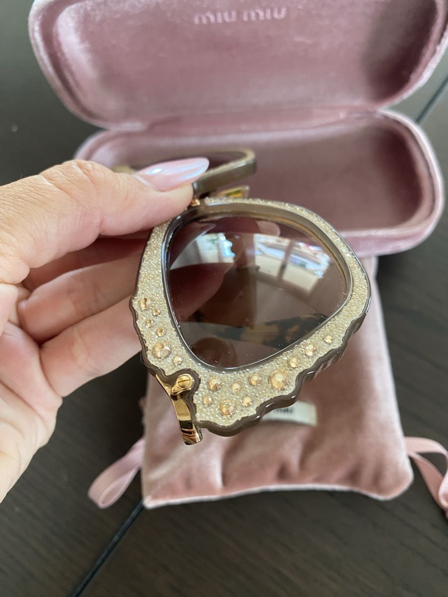 Miu Miu Brillen & Gläser: MiuMiu Sonnenbrille – Gebraucht aus Niederhasli von Sues89 2