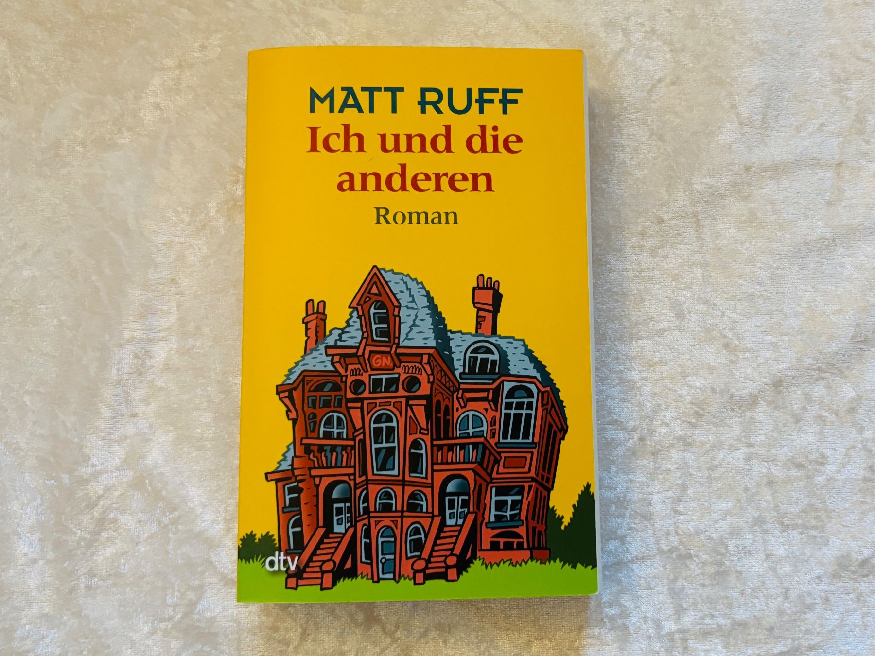 Libri: Buch: Matt Ruff - Ich und die anderen – Usato da Sulz AG venduto da ursenbachers