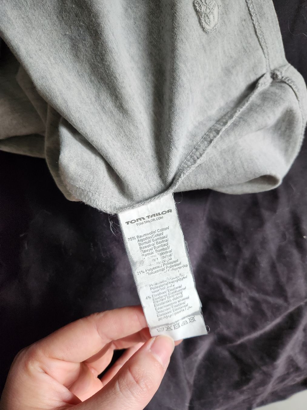 Tom Tailor Kleider: Tom Tailor Kleid, sportlich, grau/weiss – Gebraucht aus Fribourg von voidness 3