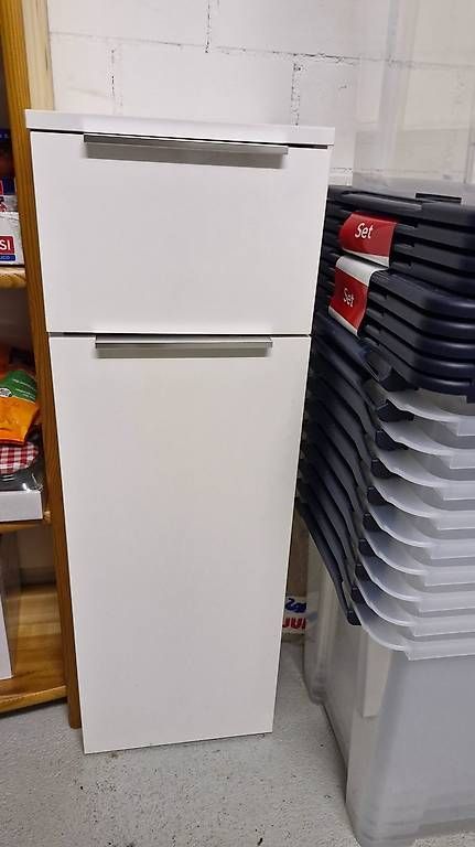 Badezimmermöbel: Badezimmermöbel weiss Hochglanz – Gebraucht aus Kaltbrunn von akkeber007