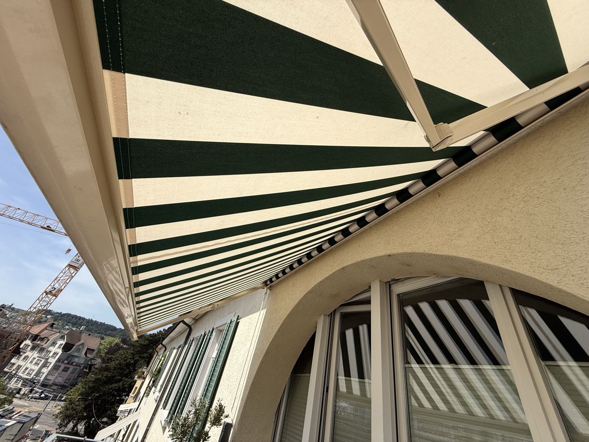 Stobag Tende da sole: Stobag Balkonstore (Auszugslänge 160cm) – Usato da Zürich venduto da samuelissimo 2