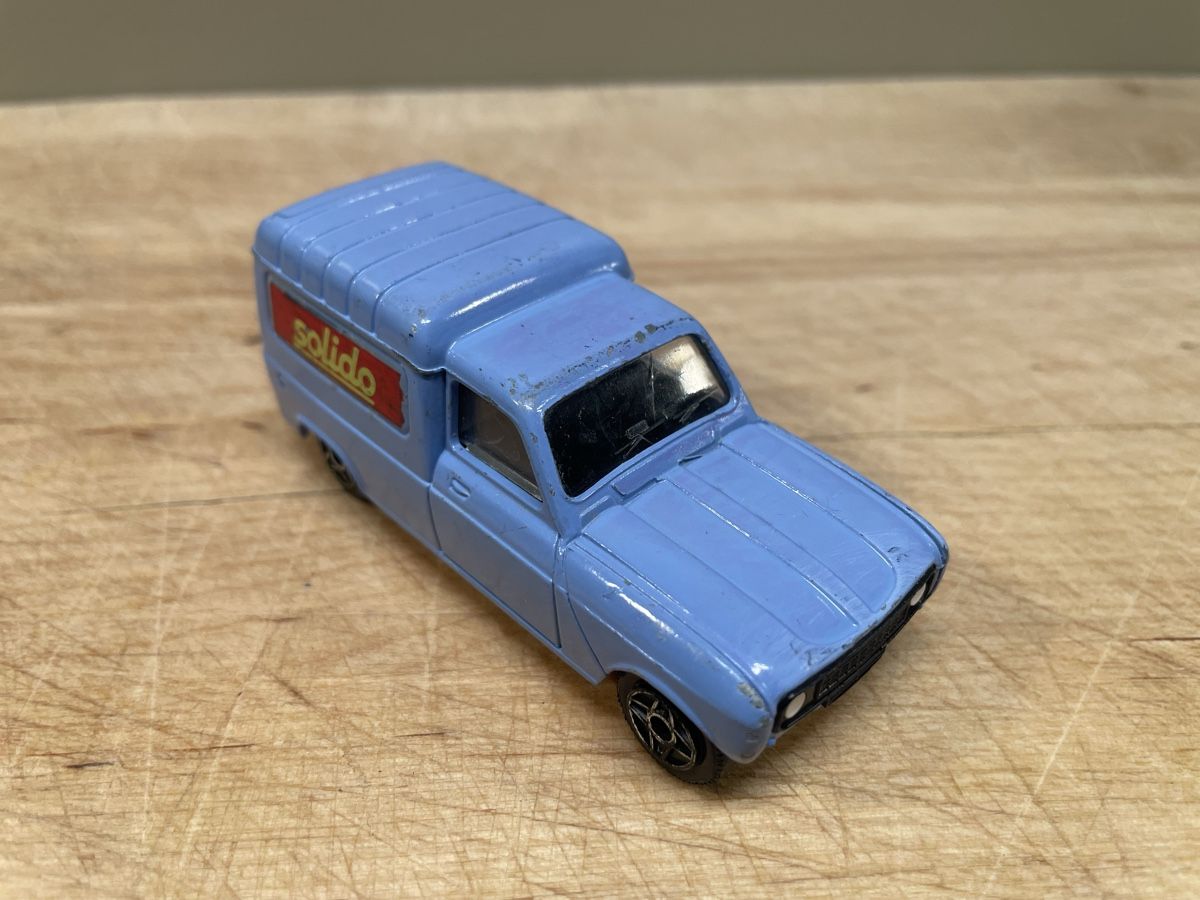 Solido Modellini d'auto: Solido Renault 4 Fourgonette – Usato da Frauenfeld venduto da Challenger77 3