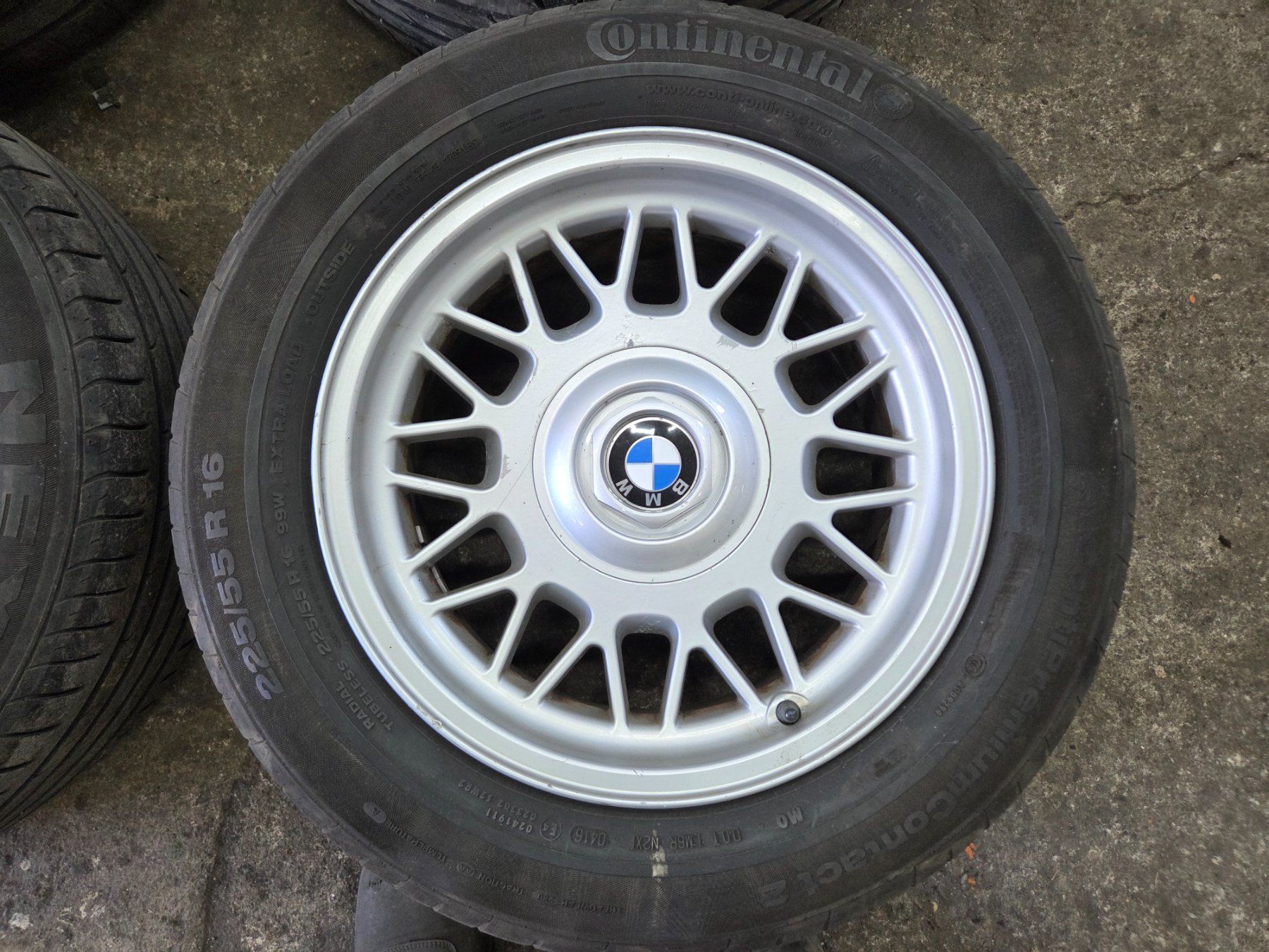 BMW Cerchioni: BMW E31, E32, E34 Felgen Styling 8 – Usato da Bottmingen venduto da JamiroquaiQ7 3