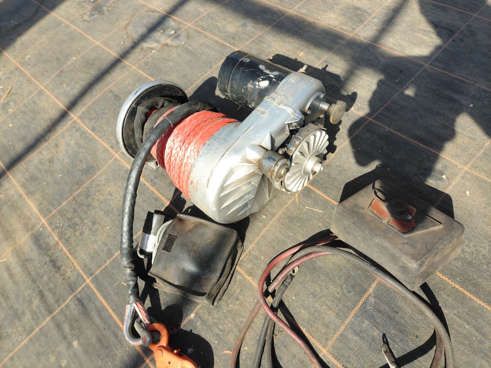 Sonstiges zum Lager & Transport: WARN 8274 Seilwinde 24V – Gebraucht aus Gümligen von Alocasius 2