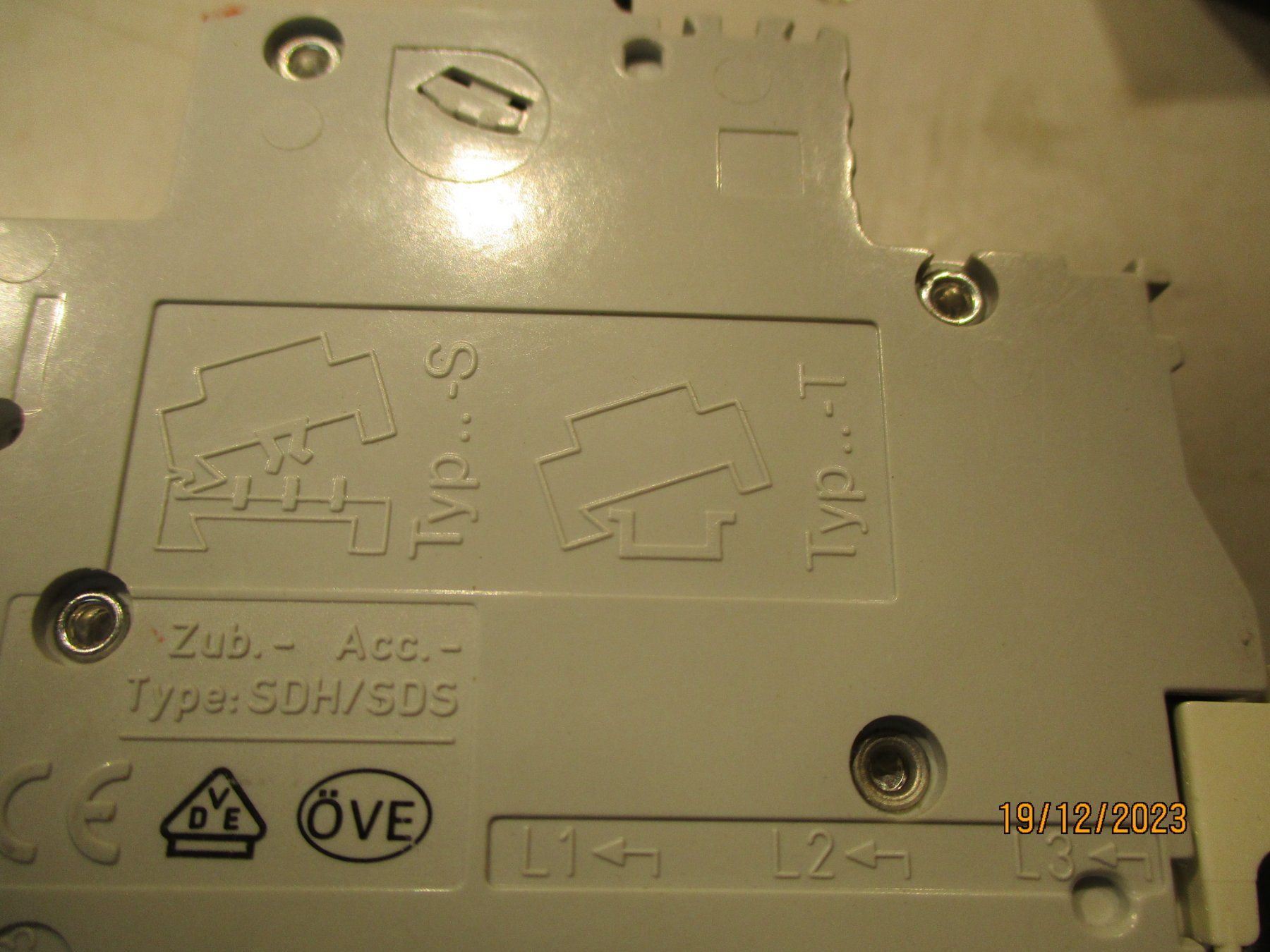 ABB Alimentazione elettrica: ABB LP3 B16 – Usato da Langnau i. E. venduto da Superseven69 2