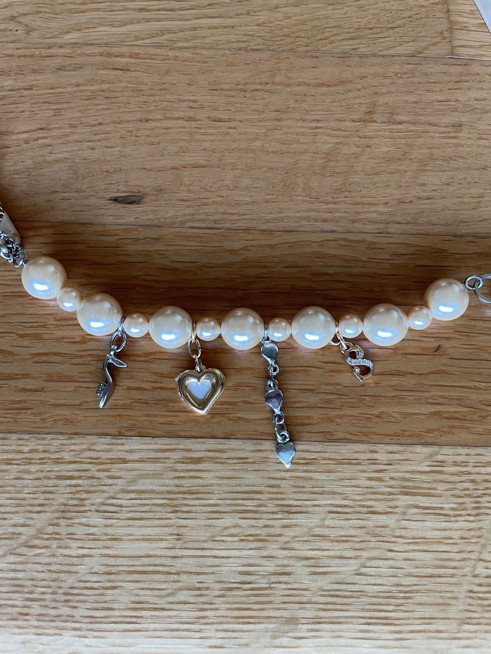 Ketten: Französischer Schmuck – Gebraucht aus Richterswil von IrynaL 1