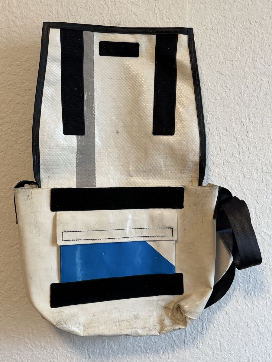 Freitag Taschen: Freitag F12 Dragnet – Gebraucht aus Bern von lexi.k 1