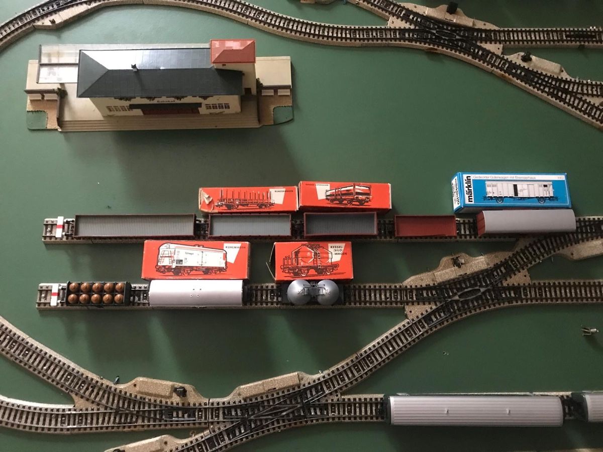 Märklin Modellini di ferrovie: Märklin h0 Modelleisenbahn – Usato da Flawil venduto da Andrin.g97 1